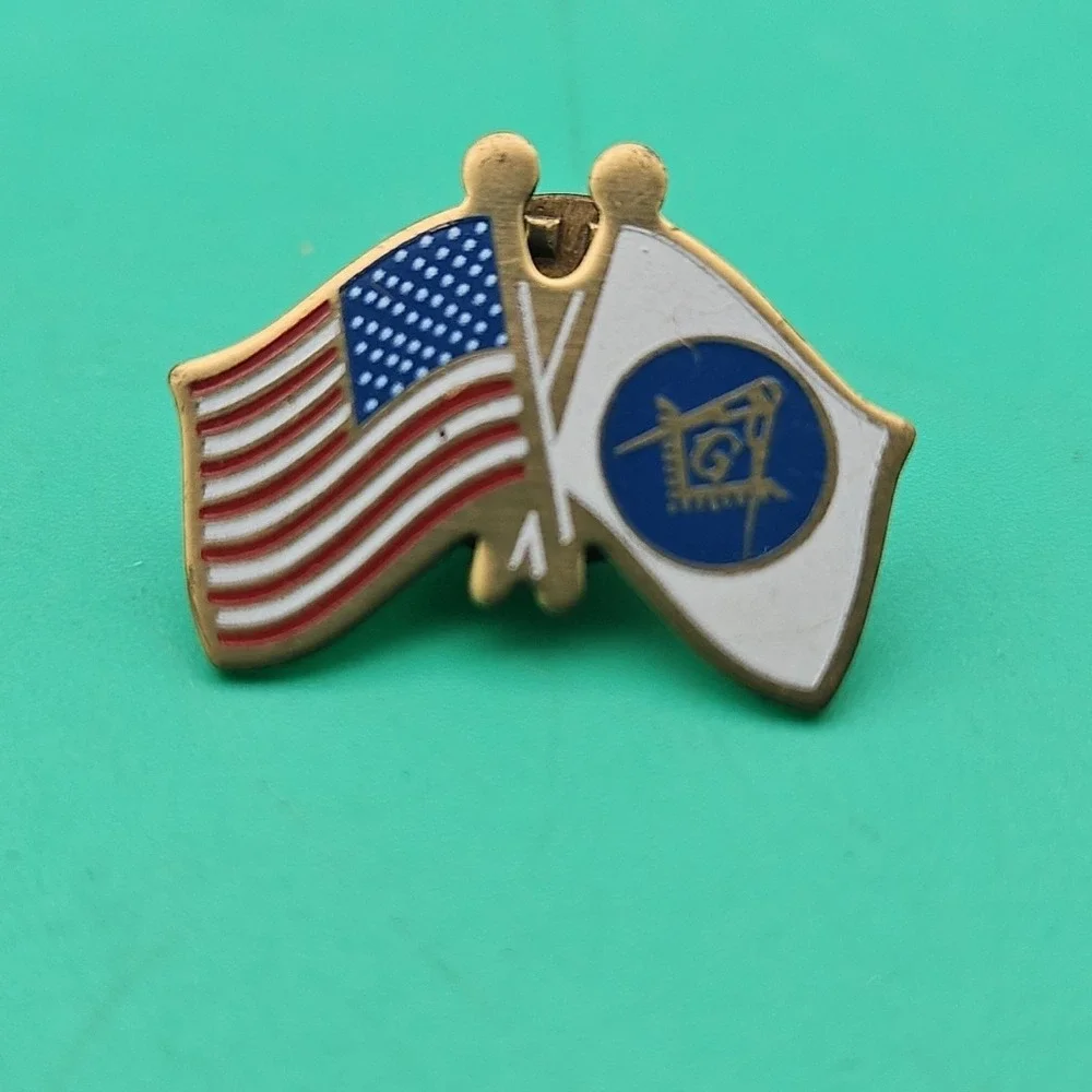 Vintage Freemason‎ Collectibles Pin And Cufflink